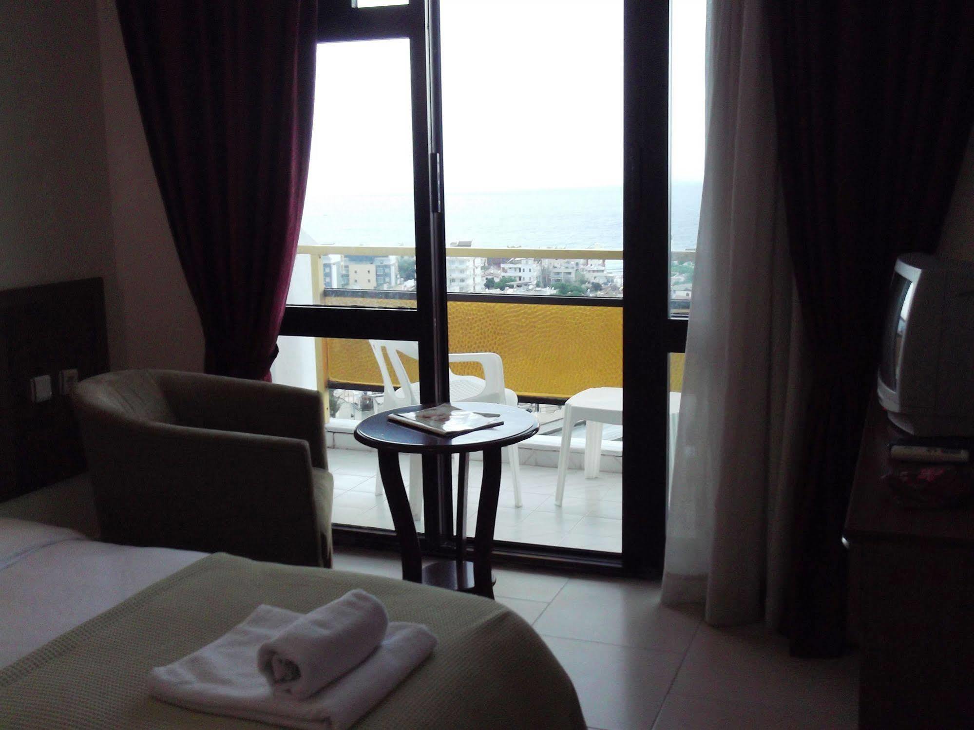 קוסדסי West Ada Hotel&Spa מראה חיצוני תמונה