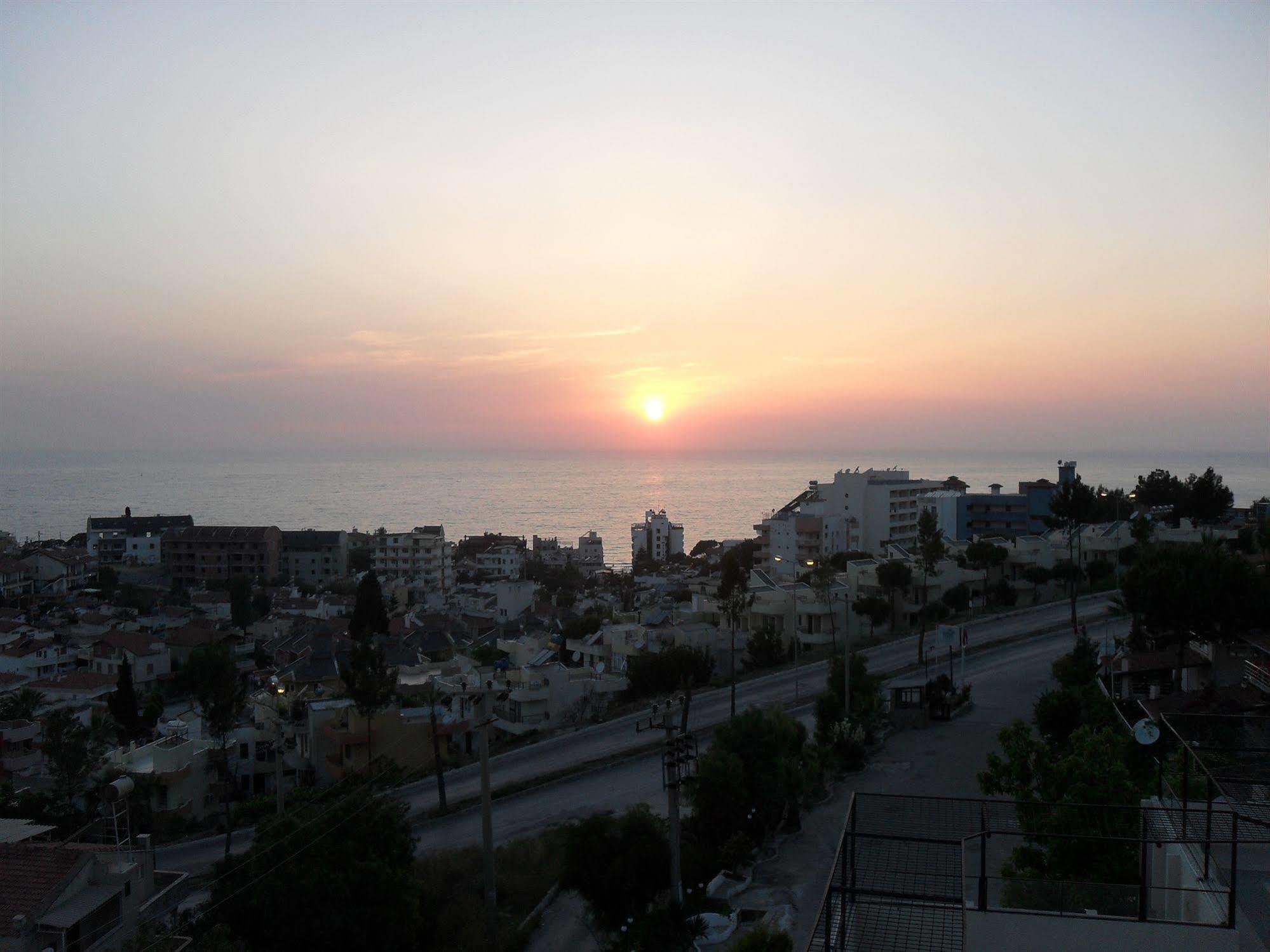קוסדסי West Ada Hotel&Spa מראה חיצוני תמונה