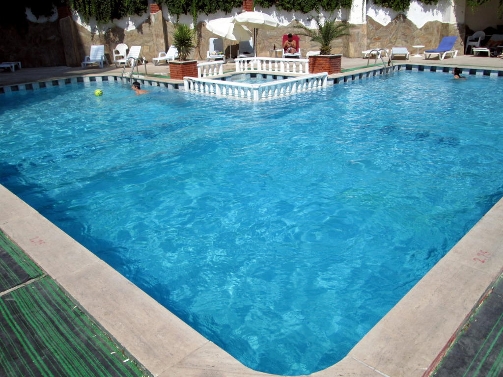 קוסדסי West Ada Hotel&Spa מראה חיצוני תמונה