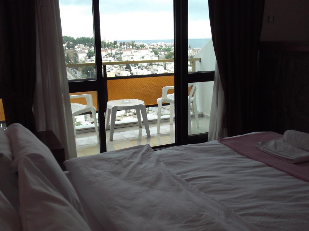 קוסדסי West Ada Hotel&Spa מראה חיצוני תמונה